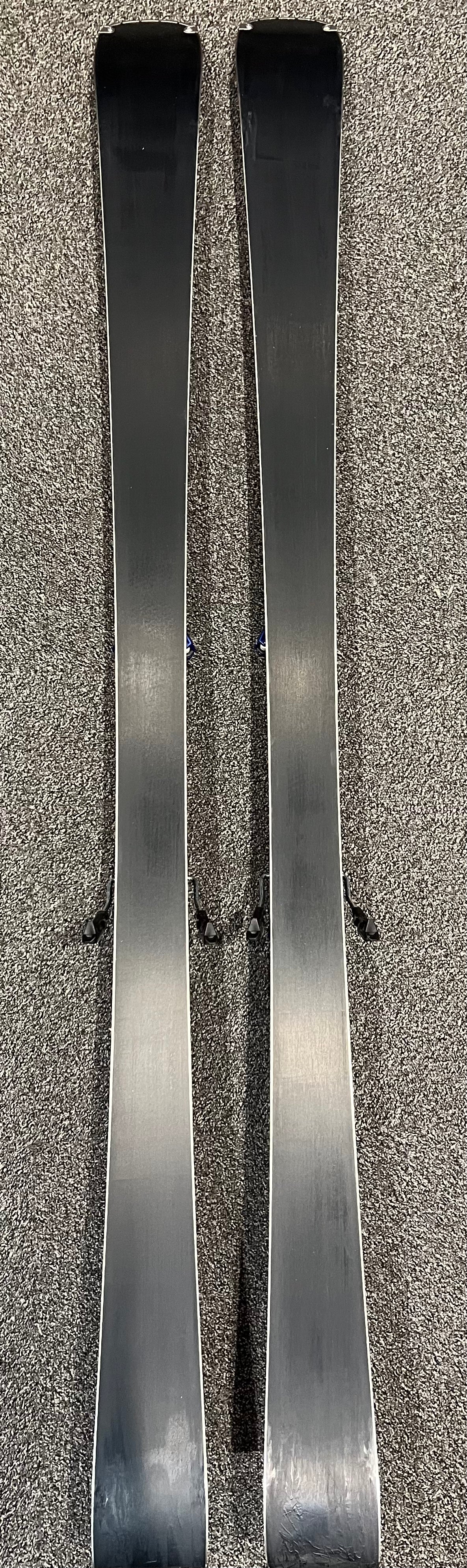 S/Race 8 including M11 GW bindings Ex Demo Ski