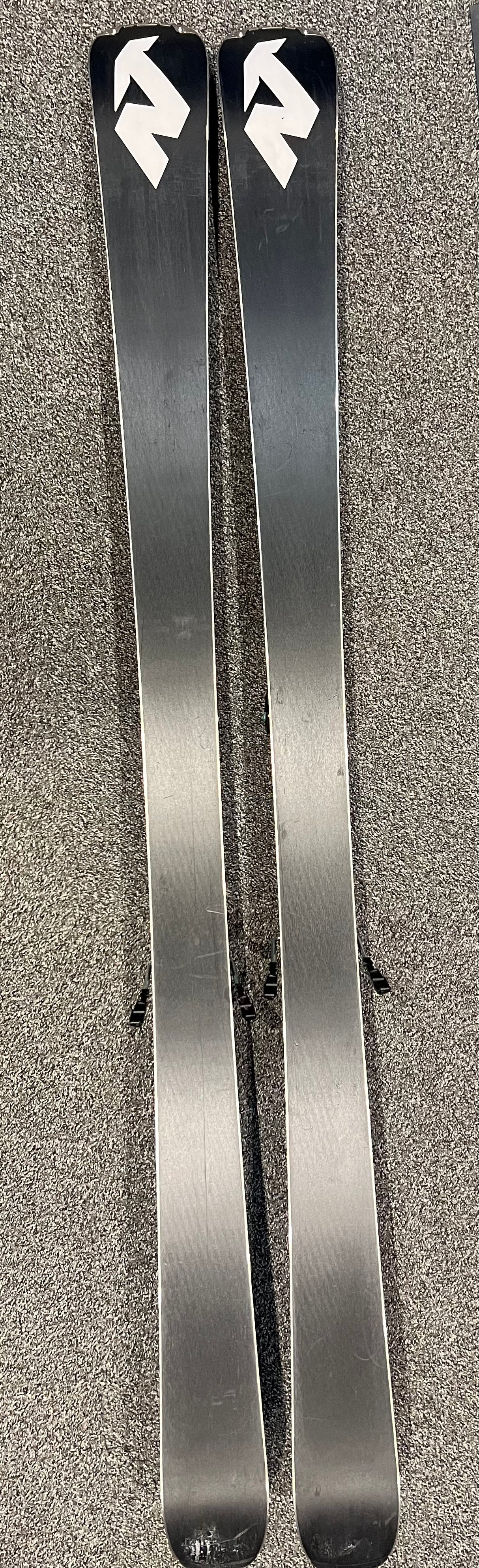 Belle DC 78 Skis Inc. TP2 11 Bindings 24/25 (EX DEMO)