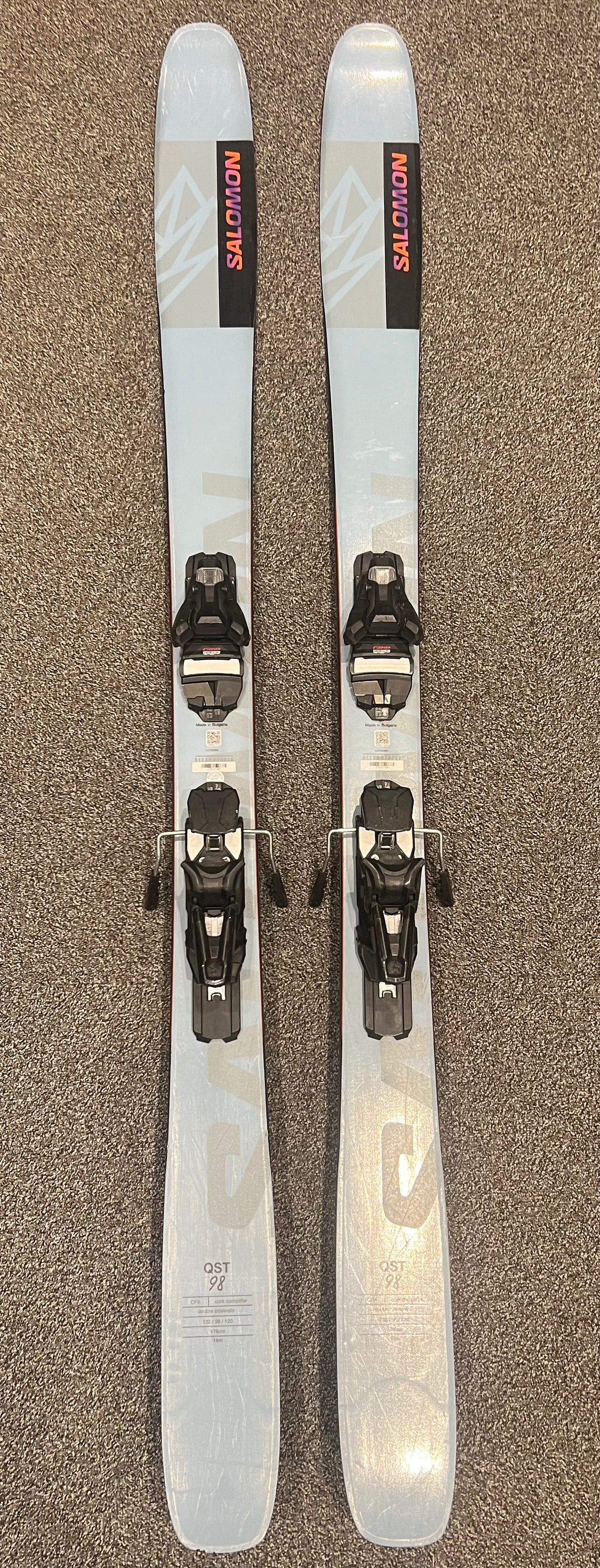 QST 98 Inc. Strive 13 Bindings 23/24 EX DEMO