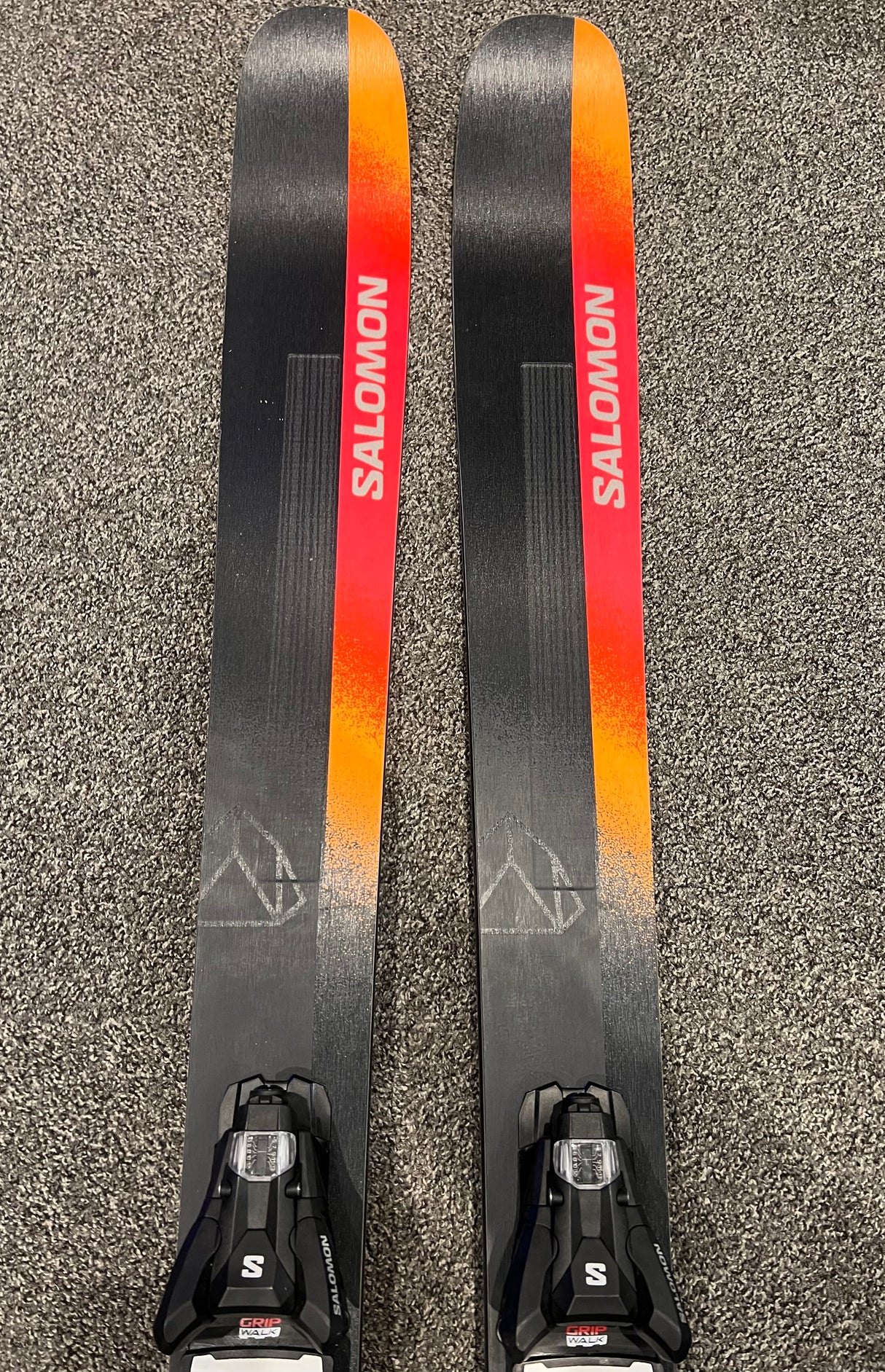 Stance 96 Inc. Strive 13 Bindings 24/25 EX DEMO Skis