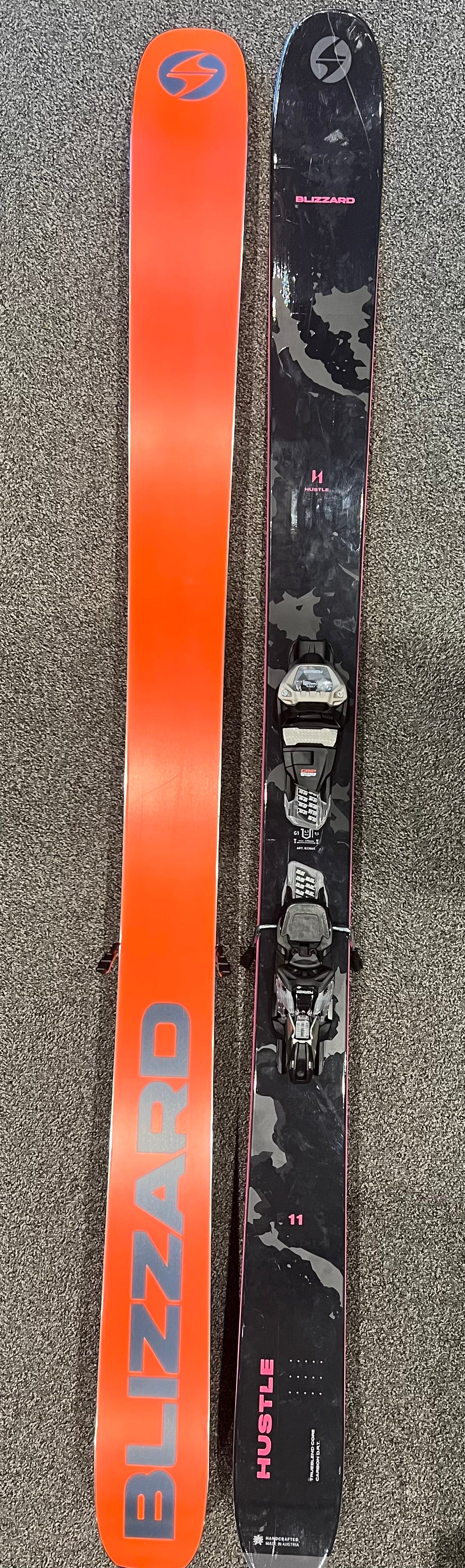 Hustle 11 23/24 EX DEMO Inc Marker Griffon TCX