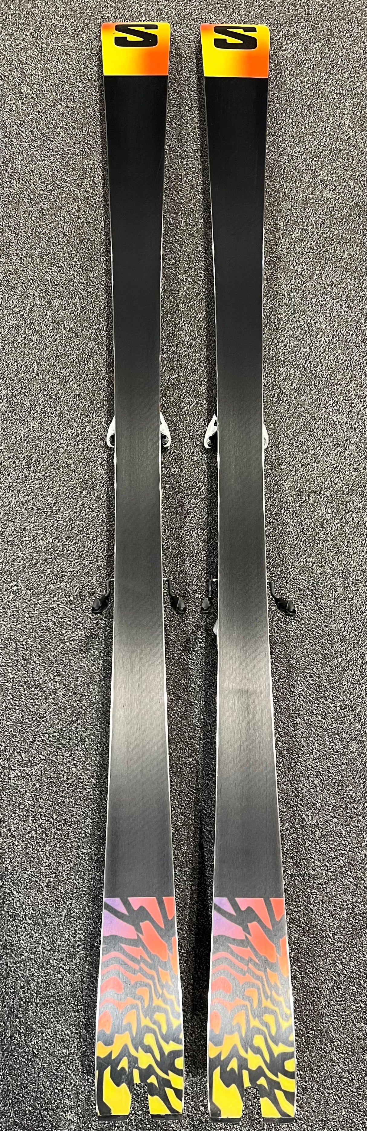 Addikt PRO inc. Z12 GW bindings 23/24 EX DEMO SKIS