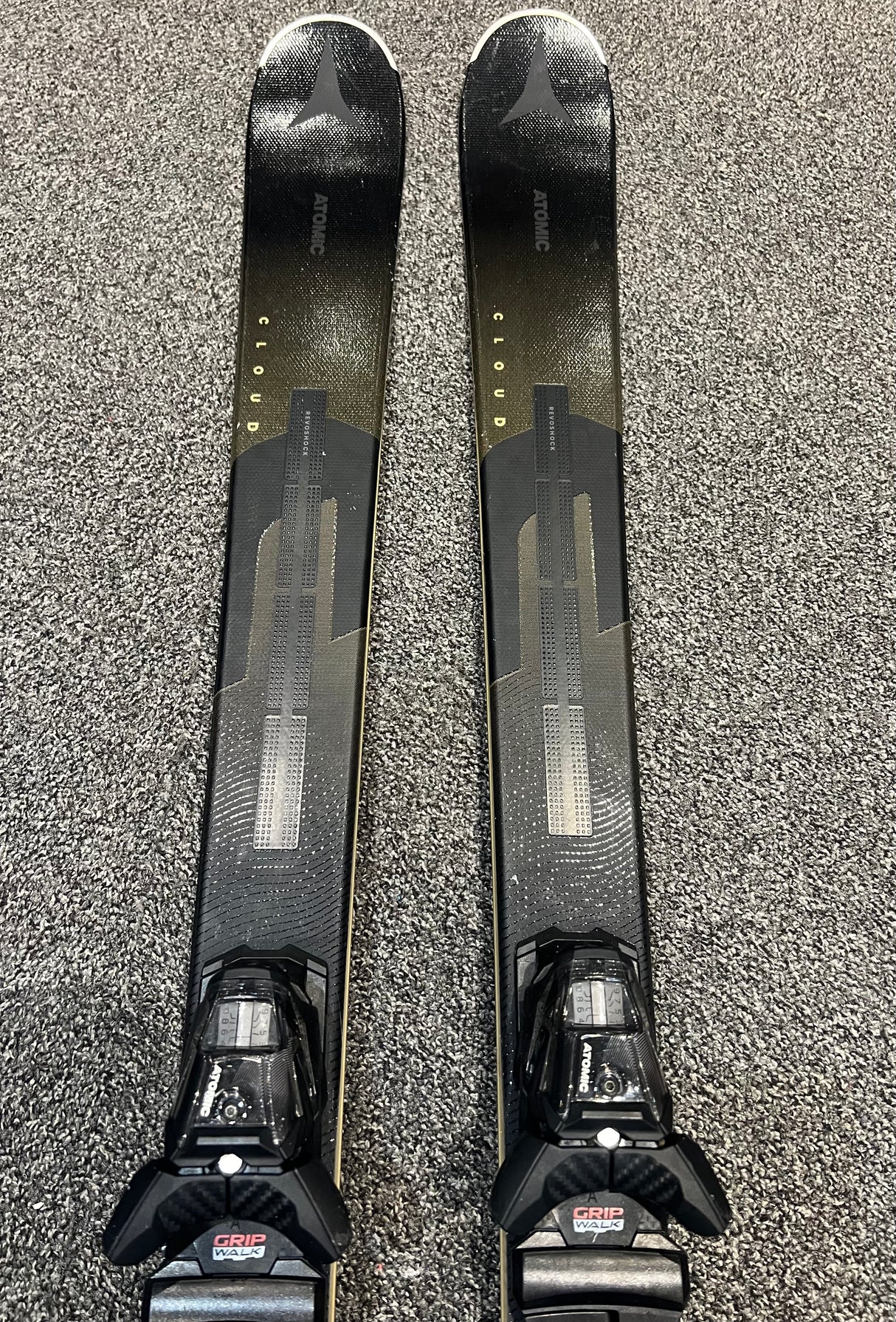 Cloud 9 Ex-Demo Skis Inc Fixation M10 GW