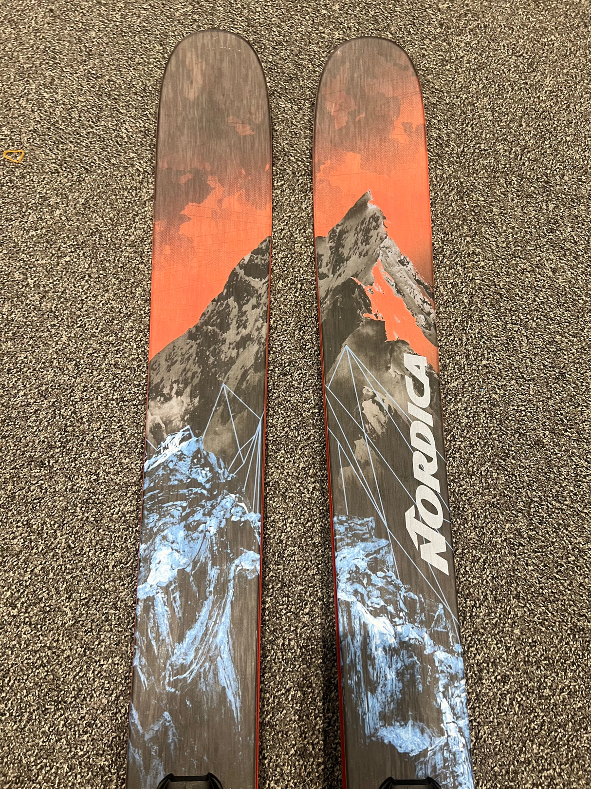 Enforcer 100 23/24 + Marker Griffon TCX Binding (EX DEMO)