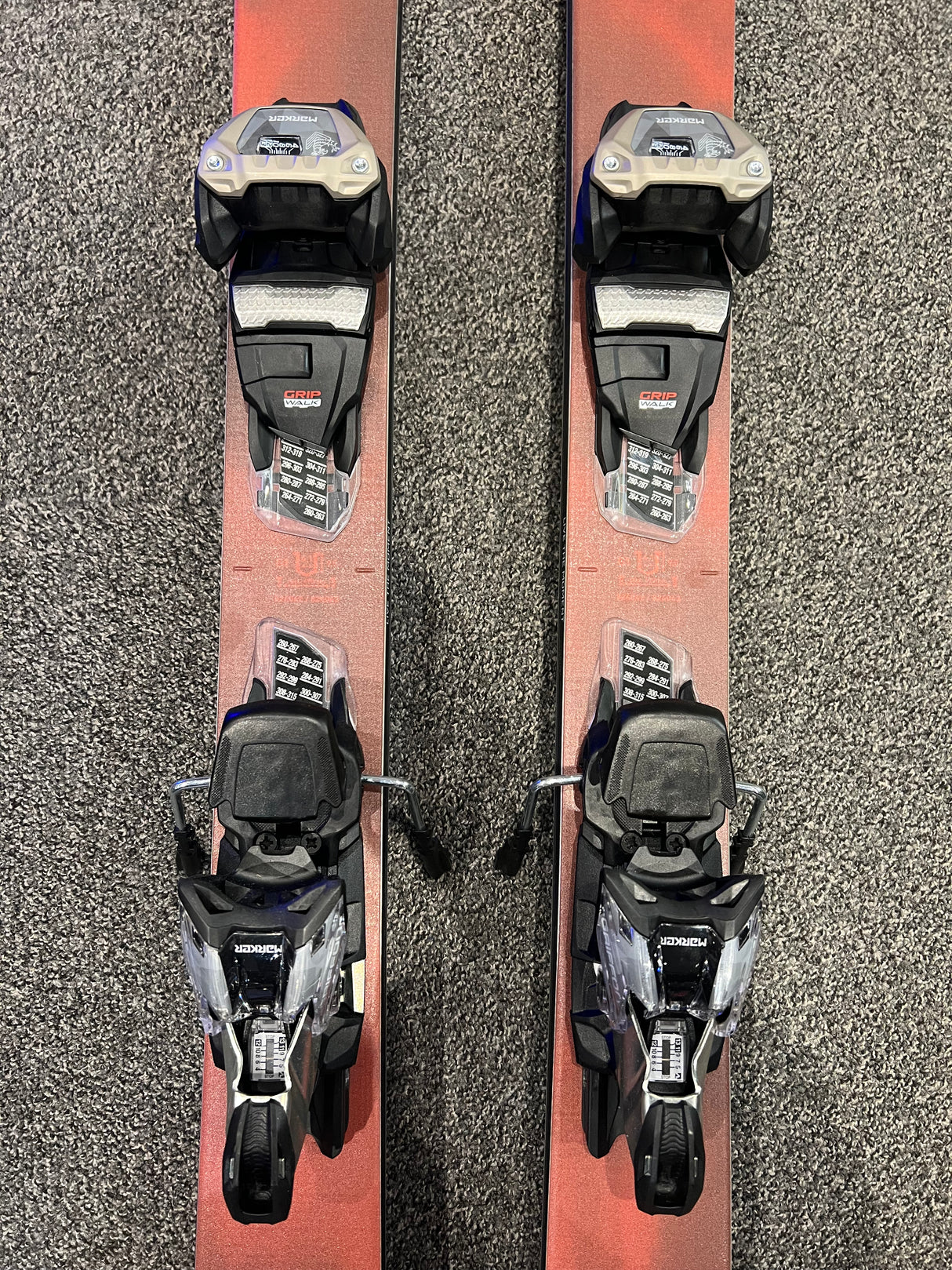 Brahma 88 23/24 EX DEMO Inc Marker Griffon TCX