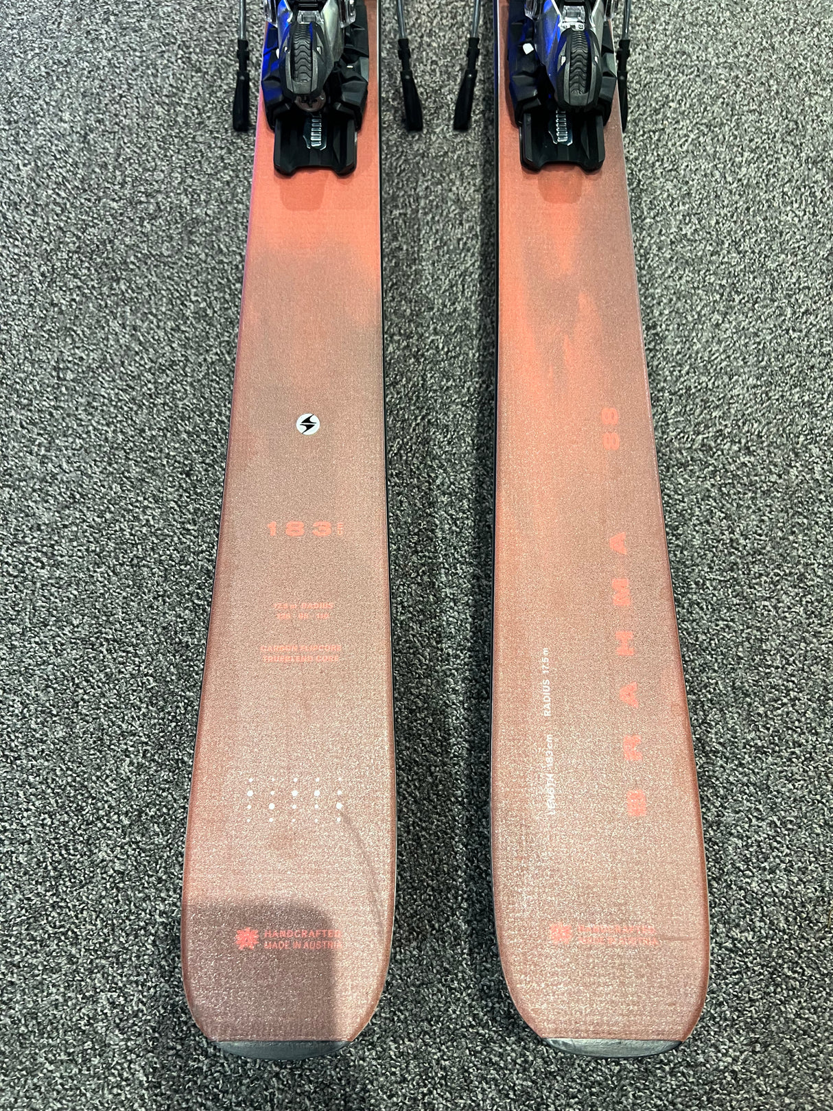 Brahma 88 23/24 EX DEMO Inc Marker Griffon TCX