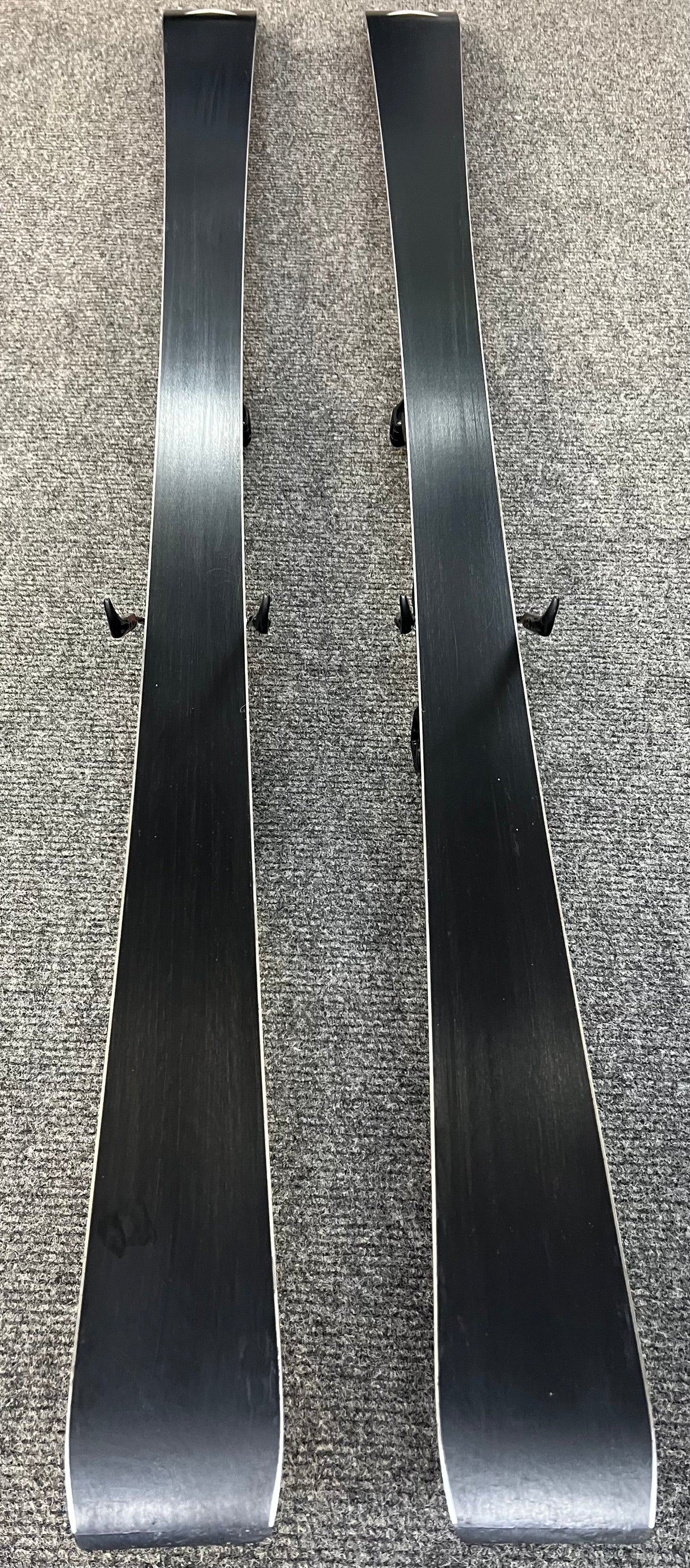 REDSTER S8 REVOSHOCK C + X 12 GW Bindings 23/24 (Ex Demo)