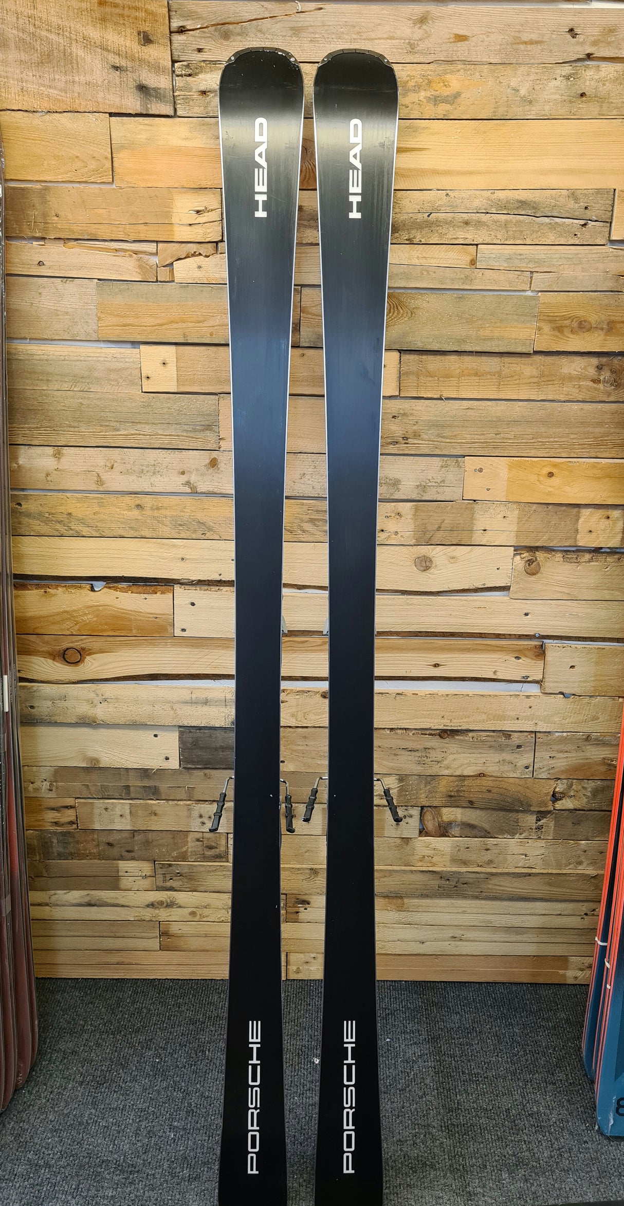 Porsche 7 Series Performance with Protector PR 13 GW Bindings 23/24 (EX DEMO)