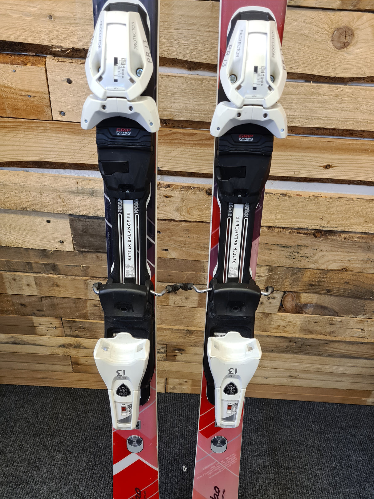 Porsche W Series Performance with Protector PR 13 GW Bindings 24/25 (EX DEMO)