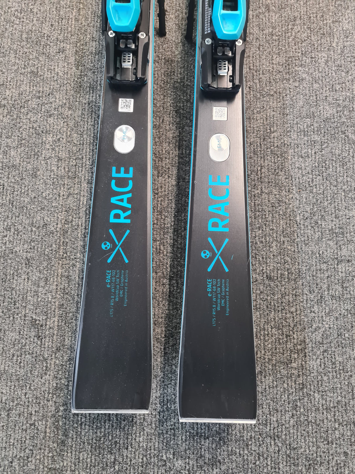 WC Rebels e-race RP EVO with FreeFlex DEMO 14 GW bindings 23/24 (EX DEMO)