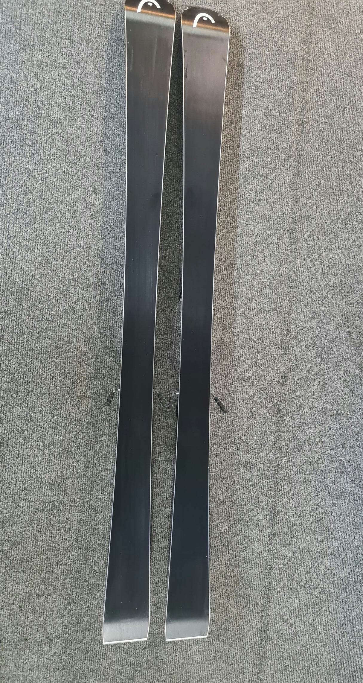 Superhape E-Titan Performance Ski with Protector PR 13 GW Bindings 23/24 (EX DEMO)