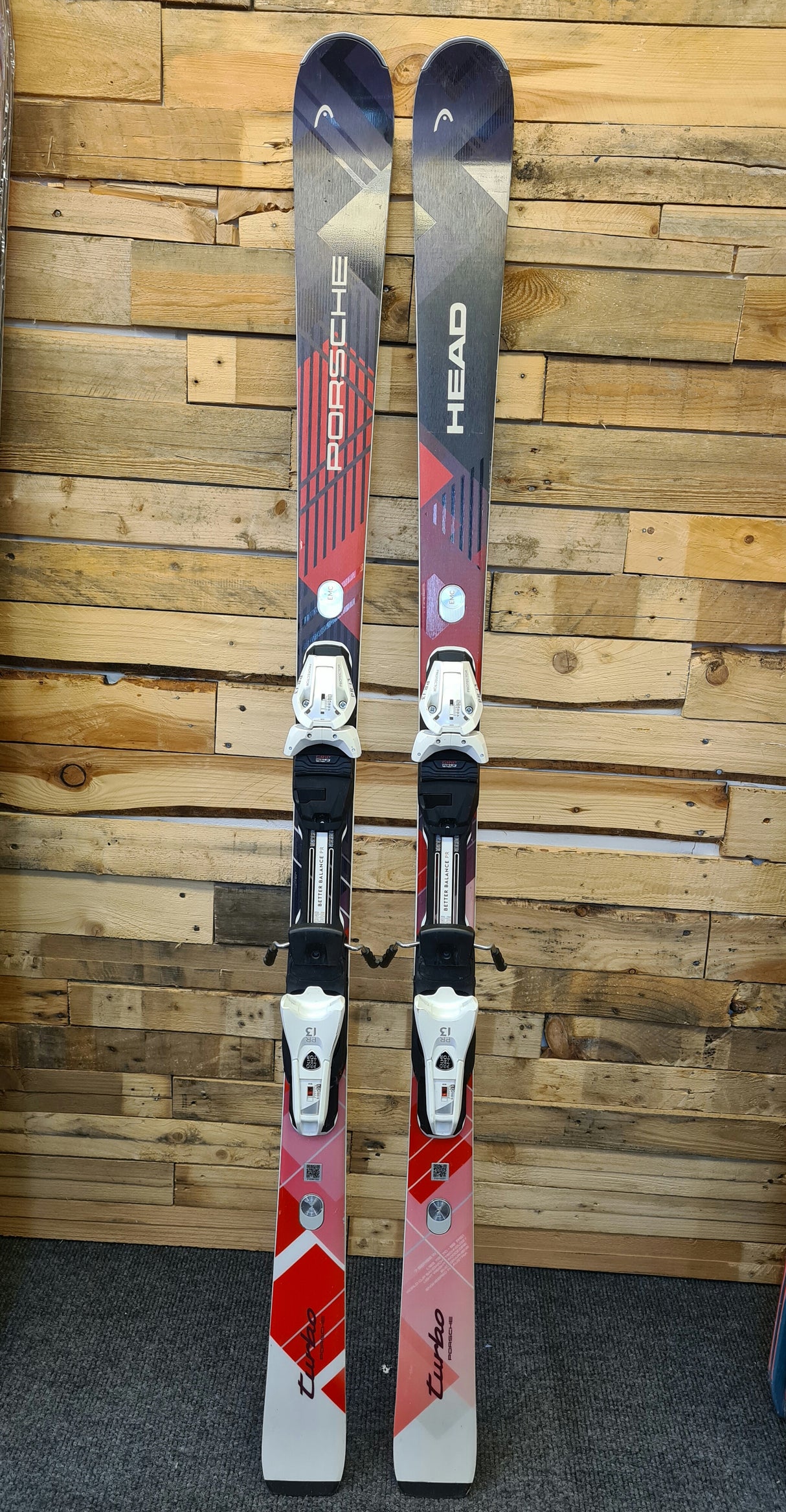 Porsche W Series Performance with Protector PR 13 GW Bindings 24/25 (EX DEMO)
