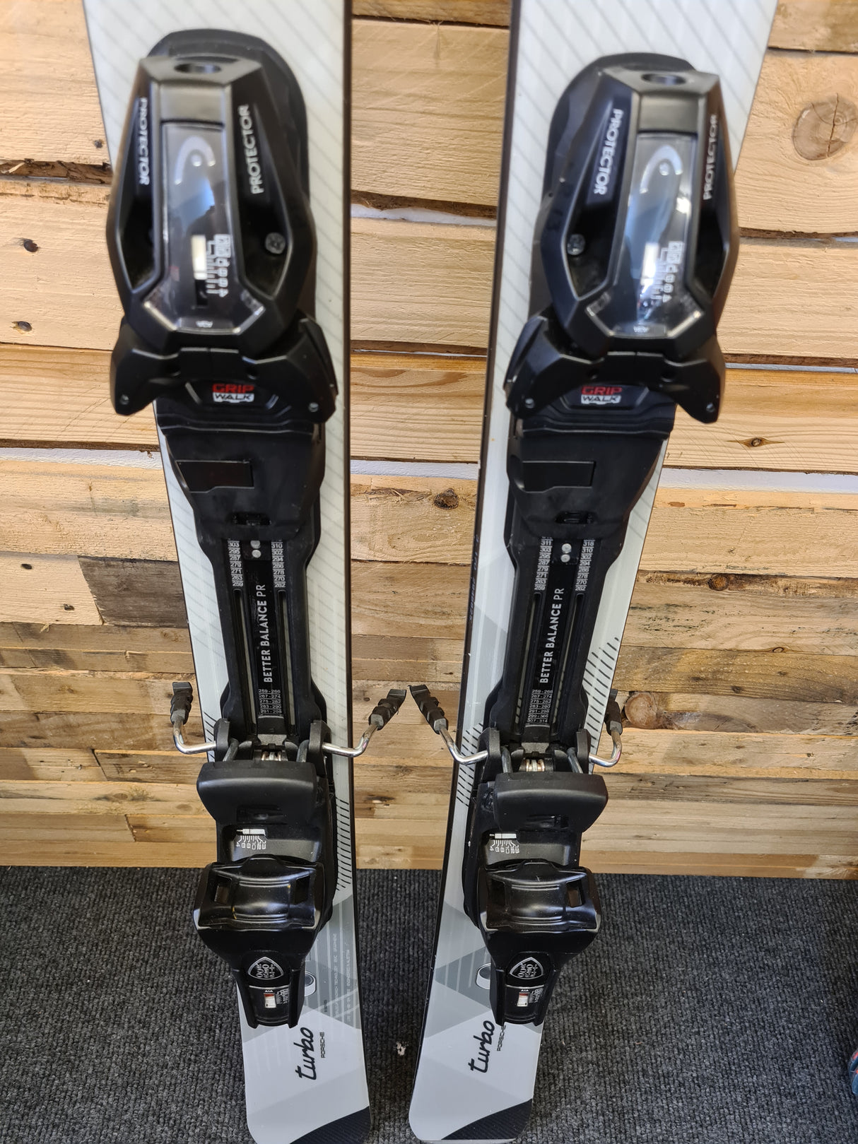 Porsche 8 Series Performance with Protector PR 13 GW Bindings (EX DEMO)