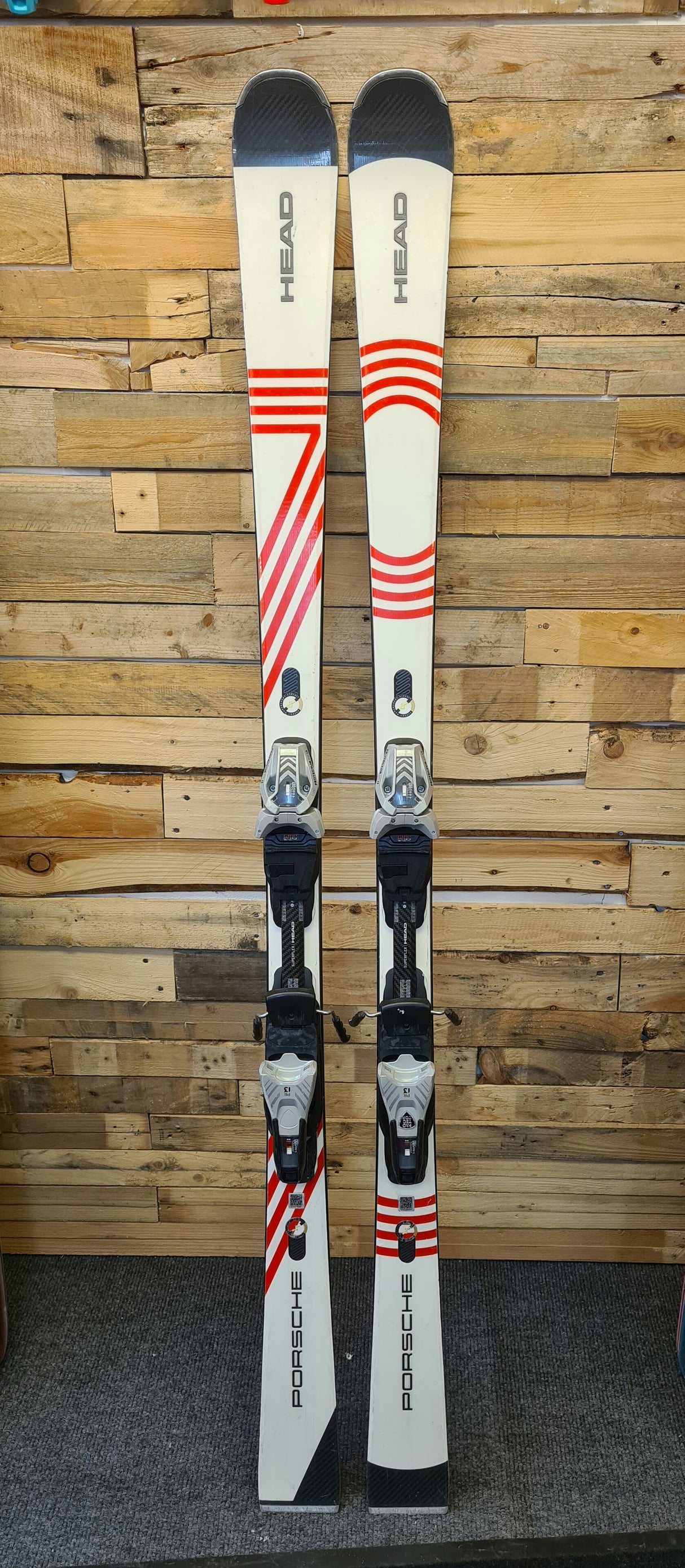 Porsche 7 Series Performance with Protector PR 13 GW Bindings 23/24 (EX DEMO)