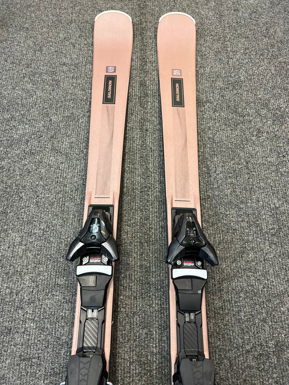 S/Max No 12 inc. Z12 GW binding 23/24 EX DEMO (155 & 162)