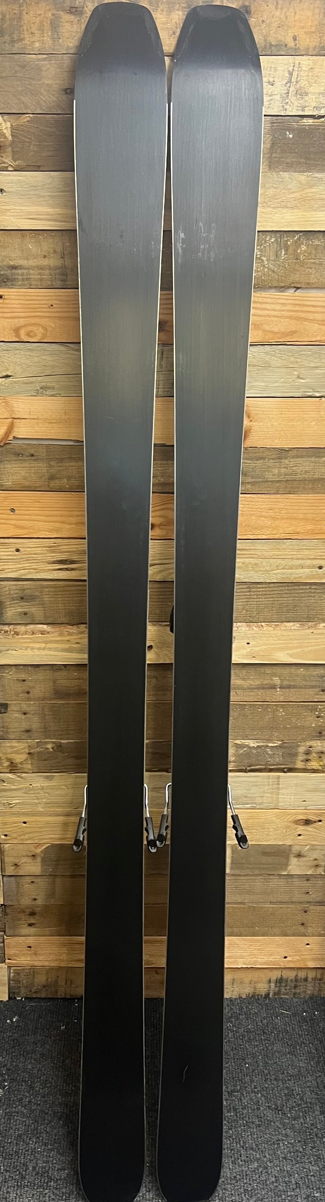 Maverick 86 C inc Warden 13 Bindings 23/24 (Ex Demo)