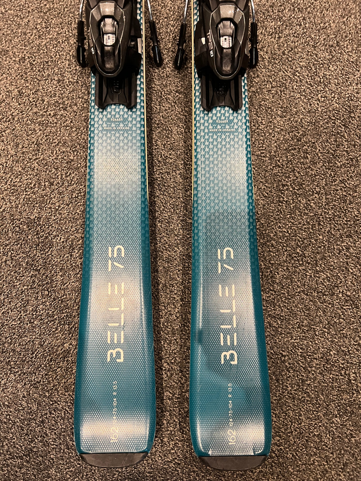 Belle 75 Skis Inc. TP2 10 Bindings 24/25 (EX DEMO)