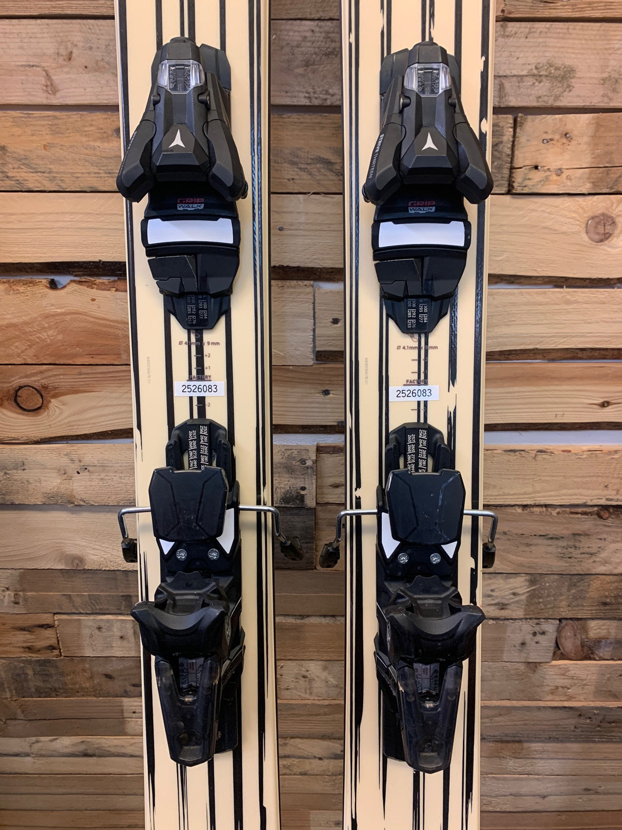 EX DEMO - MAVERICK 115 CTI 25/26 inc Strive 13 demo binding
