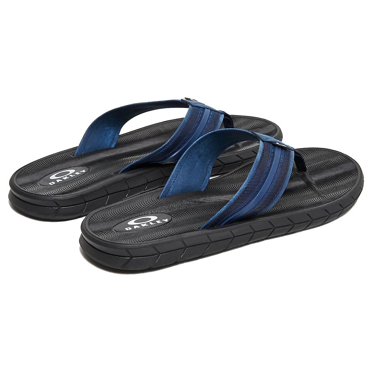 Oakley flip best sale flops mens